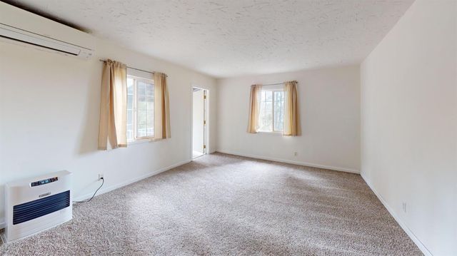 6830 Frontier Rd, Pollock Pines, CA 95726