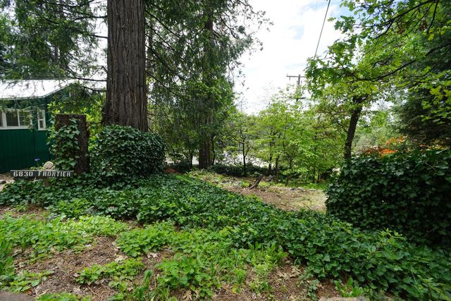 6830 Frontier Rd, Pollock Pines, CA 95726