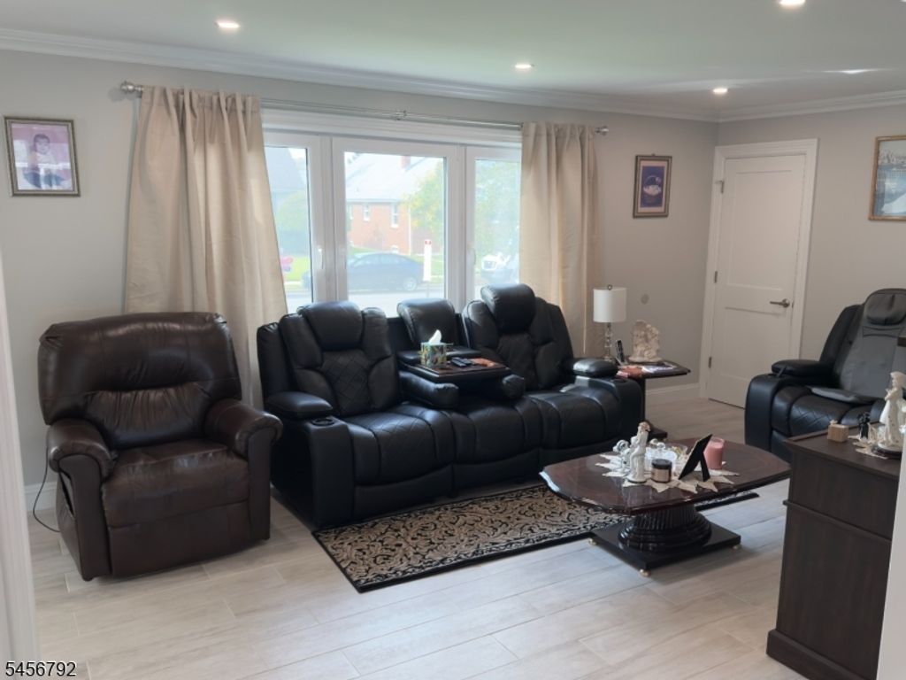 170 Mount Pleasant Ave, Wallington Boro, NJ 07057 — photo 4