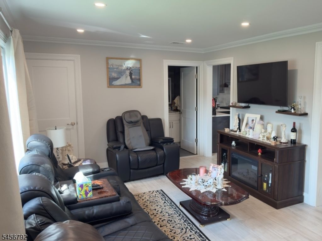 170 Mount Pleasant Ave, Wallington Boro, NJ 07057 — photo 5