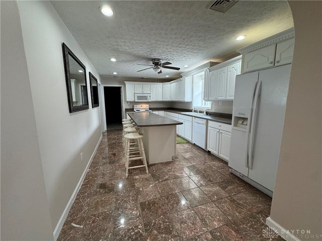 523 Newport, Xenia, OH 45385