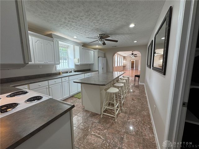 523 Newport, Xenia, OH 45385