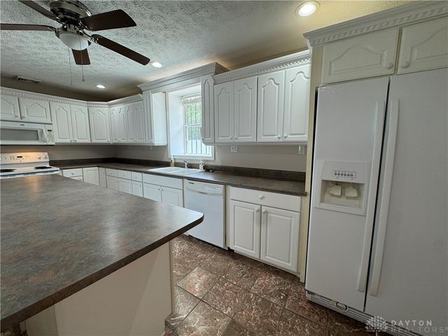 523 Newport, Xenia, OH 45385