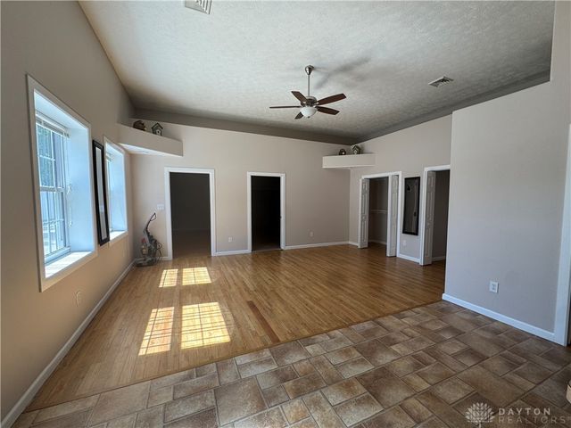 523 Newport, Xenia, OH 45385