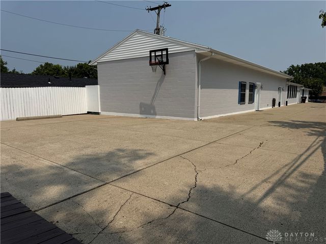 523 Newport, Xenia, OH 45385