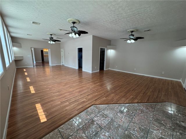 523 Newport, Xenia, OH 45385