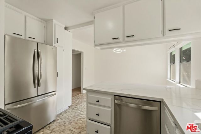 5829 Bowcroft Street 4, Los Angeles, CA 90016