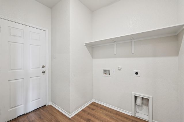 6209 Mantalcino DR, Round Rock, TX 78665