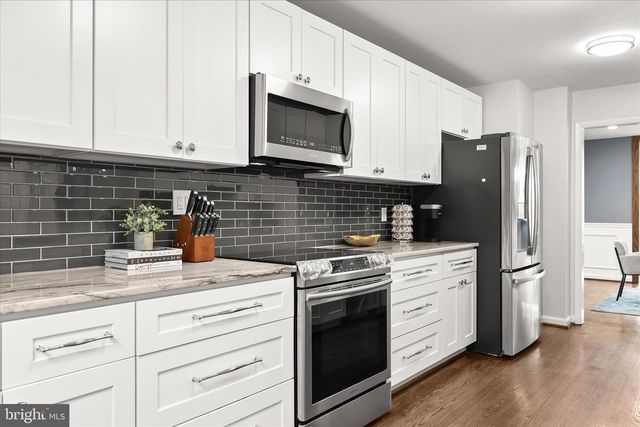 110 OLD CROSSING DR, Baltimore, MD 21208