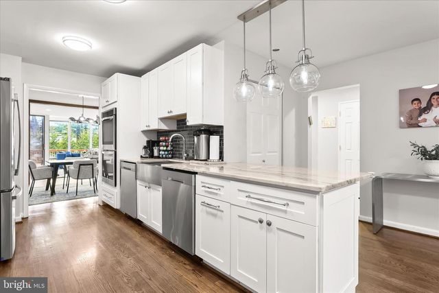 110 OLD CROSSING DR, Baltimore, MD 21208