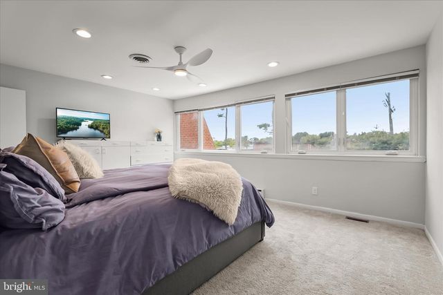 110 OLD CROSSING DR, Baltimore, MD 21208