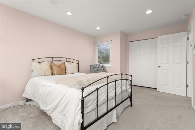 110 OLD CROSSING DR, Baltimore, MD 21208