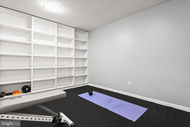 110 OLD CROSSING DR, Baltimore, MD 21208
