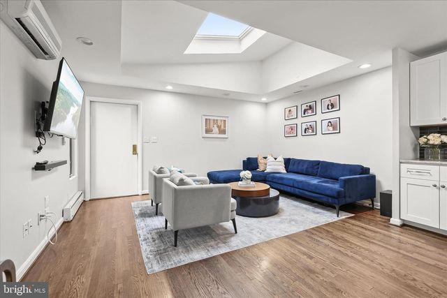 110 OLD CROSSING DR, Baltimore, MD 21208