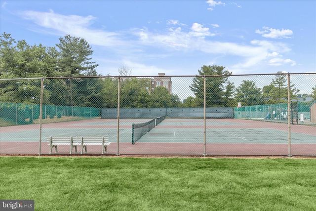 110 OLD CROSSING DR, Baltimore, MD 21208
