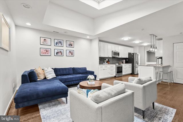 110 OLD CROSSING DR, Baltimore, MD 21208
