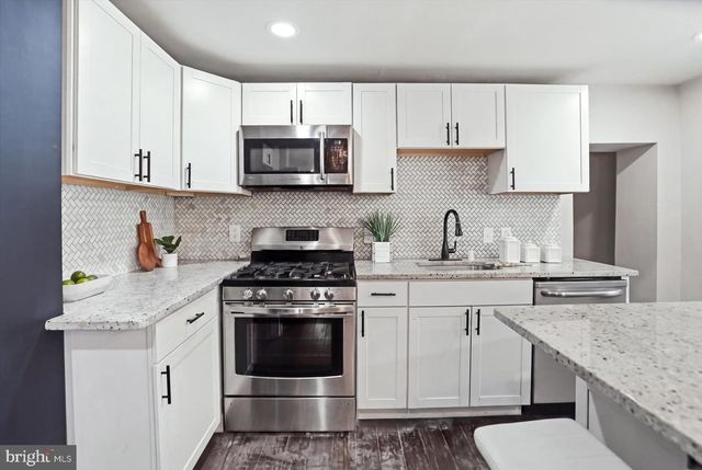2938 MILES AVE, Baltimore, MD 21211