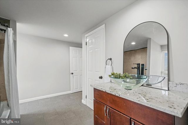 2938 MILES AVE, Baltimore, MD 21211