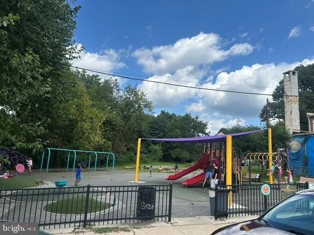 2938 MILES AVE, Baltimore, MD 21211