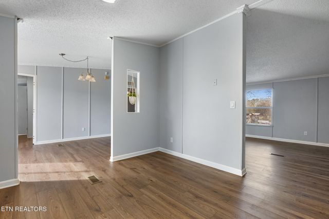 821 Clark St, Seymour, TN 37865