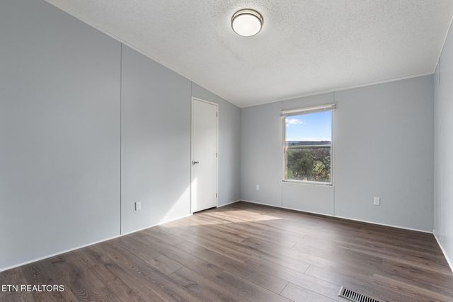 821 Clark St, Seymour, TN 37865