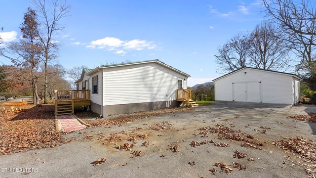 821 Clark St, Seymour, TN 37865