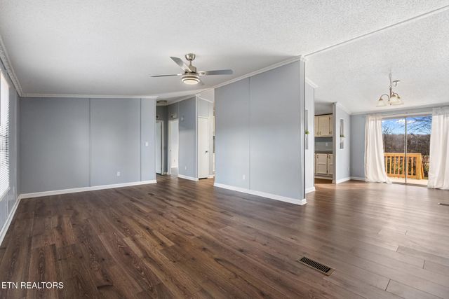 821 Clark St, Seymour, TN 37865