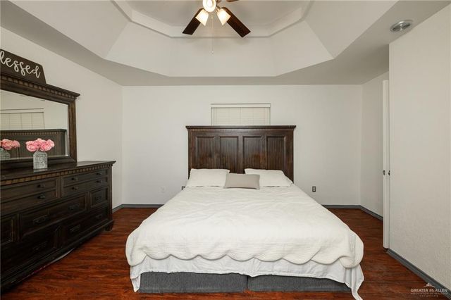 871 S Quail Hollow Drive, Weslaco, TX 78596