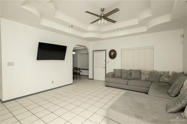 871 S Quail Hollow Drive, Weslaco, TX 78596