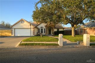 871 S Quail Hollow Drive, Weslaco, TX 78596