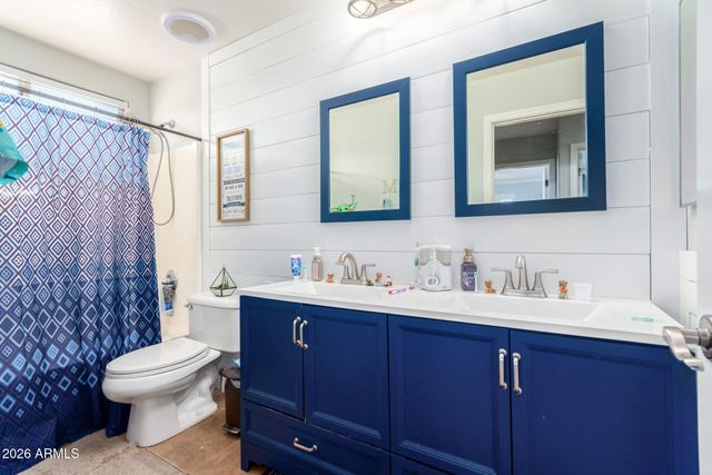 6007 W CHARLOTTE Drive, Glendale, AZ 85310