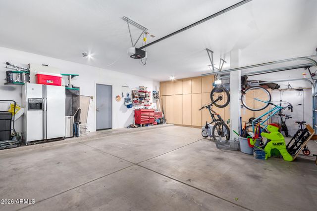 6007 W CHARLOTTE Drive, Glendale, AZ 85310