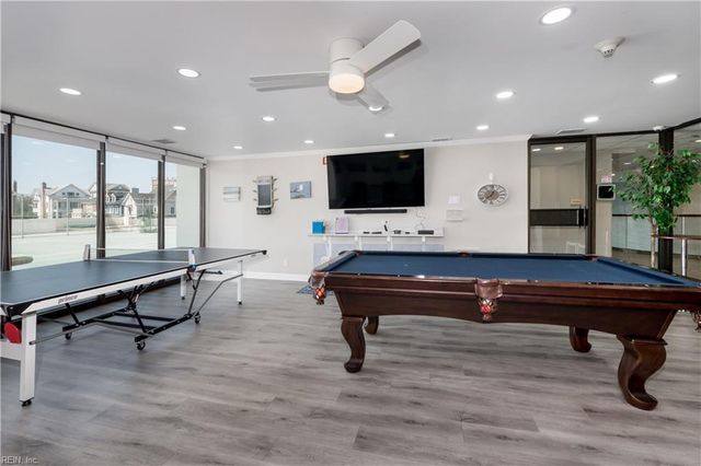 4004 Atlantic Ave Apt PH3, Virginia Beach, VA 23451