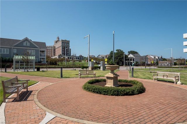 4004 Atlantic Ave Apt PH3, Virginia Beach, VA 23451