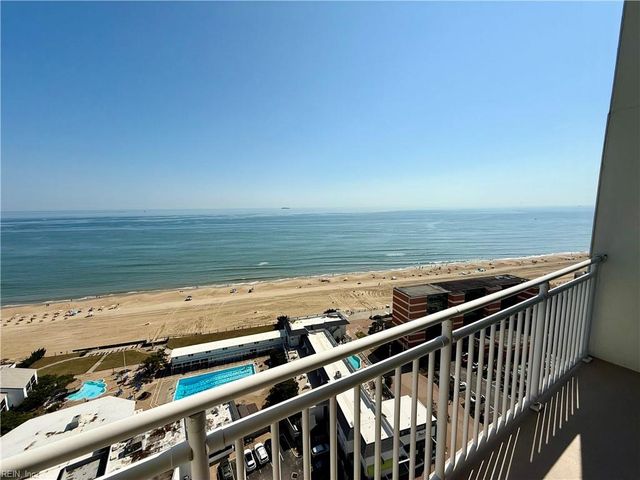 4004 Atlantic Ave Apt PH3, Virginia Beach, VA 23451