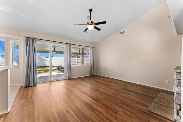 39785 Spinning Wheel Drive, Murrieta, CA 92562