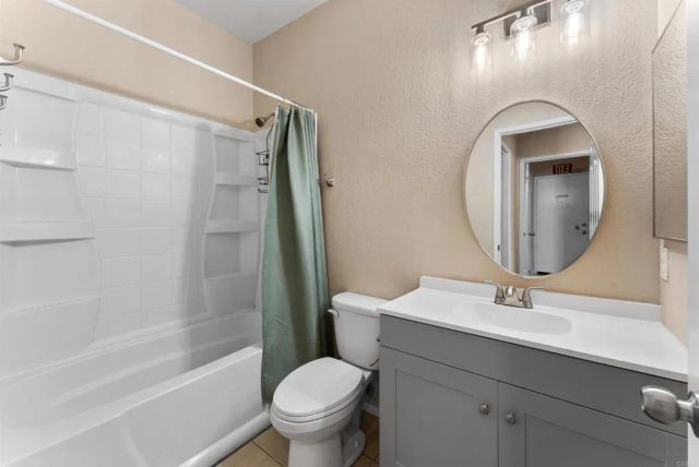 39785 Spinning Wheel Drive, Murrieta, CA 92562