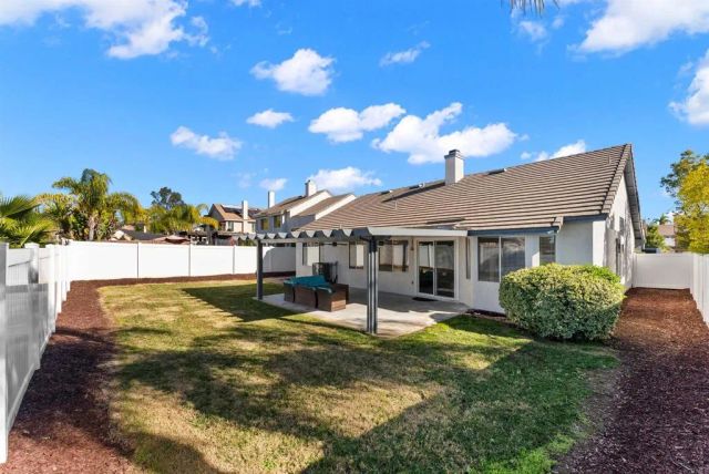 39785 Spinning Wheel Drive, Murrieta, CA 92562