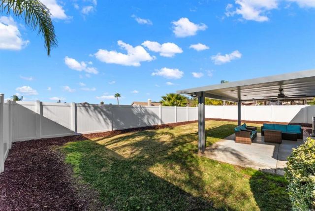 39785 Spinning Wheel Drive, Murrieta, CA 92562