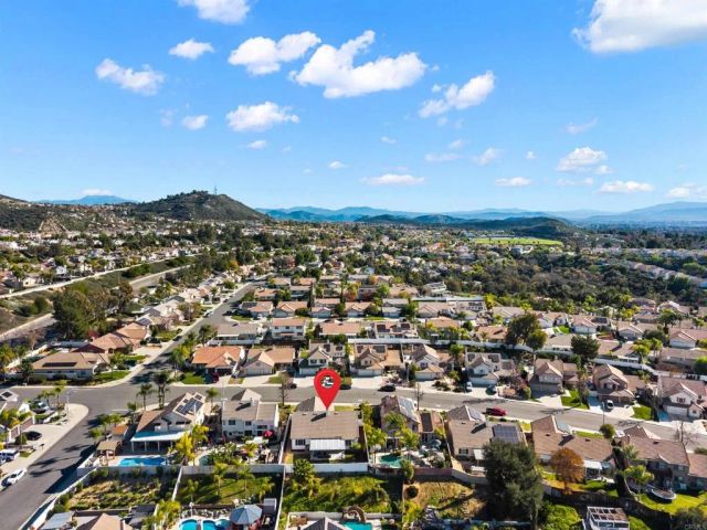 39785 Spinning Wheel Drive, Murrieta, CA 92562