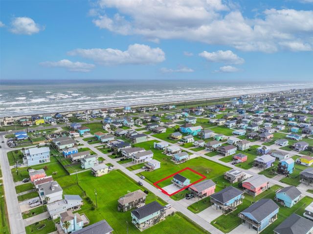 4126 Reeves Drive, Galveston, TX 77554