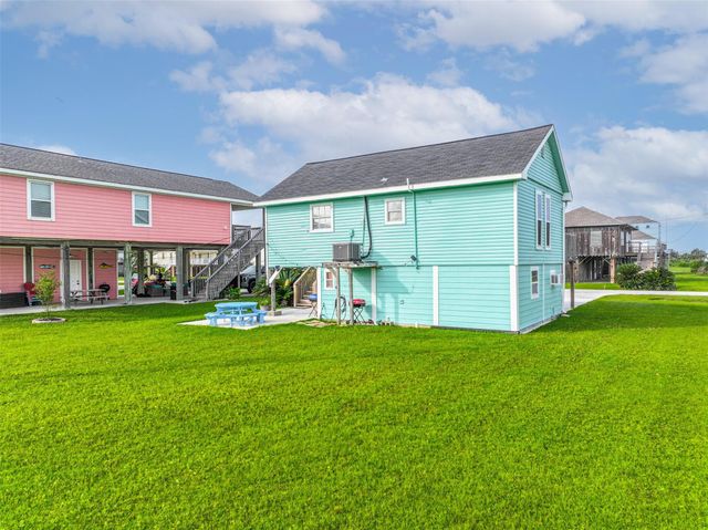 4126 Reeves Drive, Galveston, TX 77554