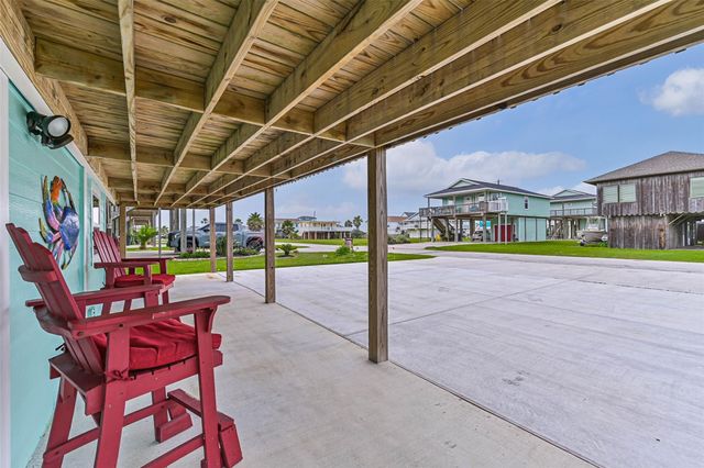 4126 Reeves Drive, Galveston, TX 77554