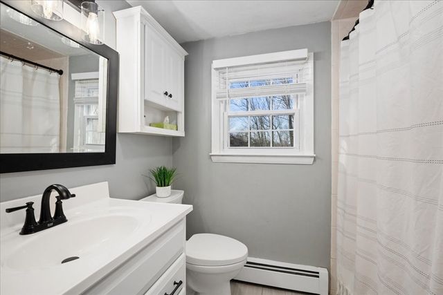 192 Prospect St, Auburn, MA 01501