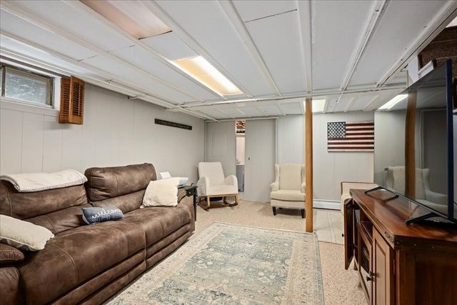 192 Prospect St, Auburn, MA 01501