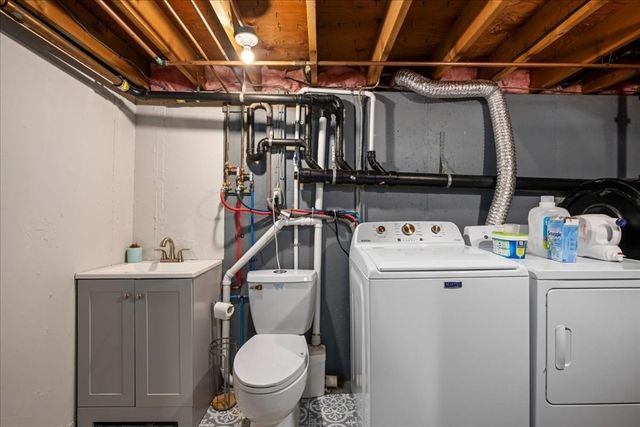 192 Prospect St, Auburn, MA 01501