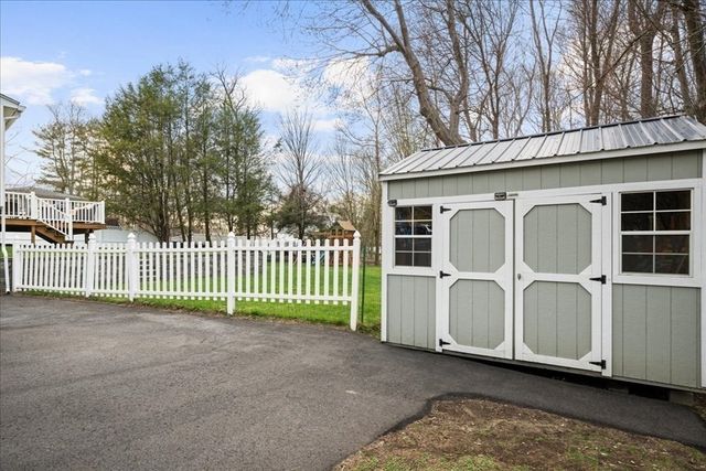 192 Prospect St, Auburn, MA 01501