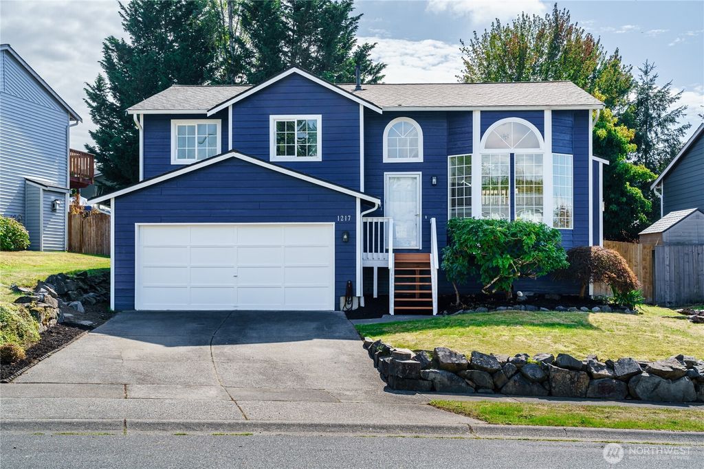 1217 85th Drive NE, Lake Stevens, WA 98258