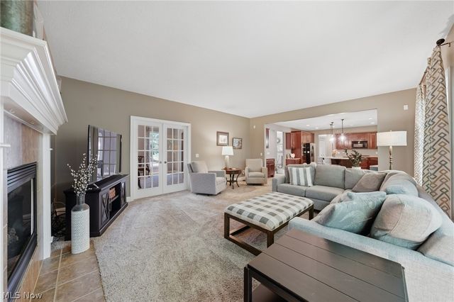 255 Pamilla Circle, Avon Lake, OH 44012