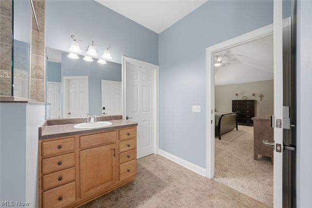 255 Pamilla Circle, Avon Lake, OH 44012